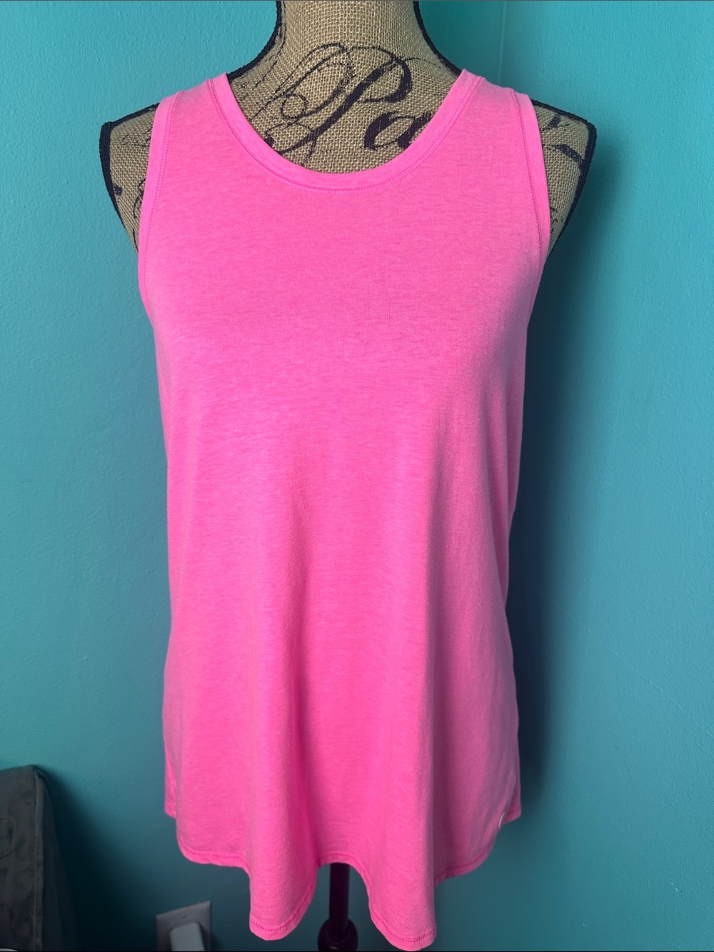 Lilly Pulitzer Luxletic Vibrant Pink Open Back Active Tank Top L